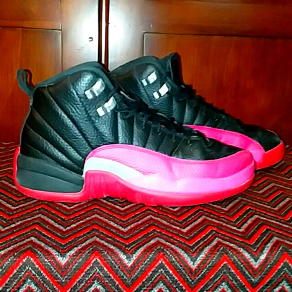 Nike Air Jordan 12 Retro Black Deadly Pink